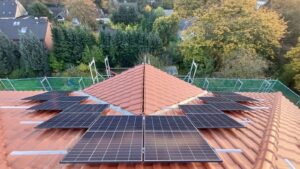 AceFlex, PV-Anlage Drosselung aufheben Titel, Solarzelle auf dem Dach